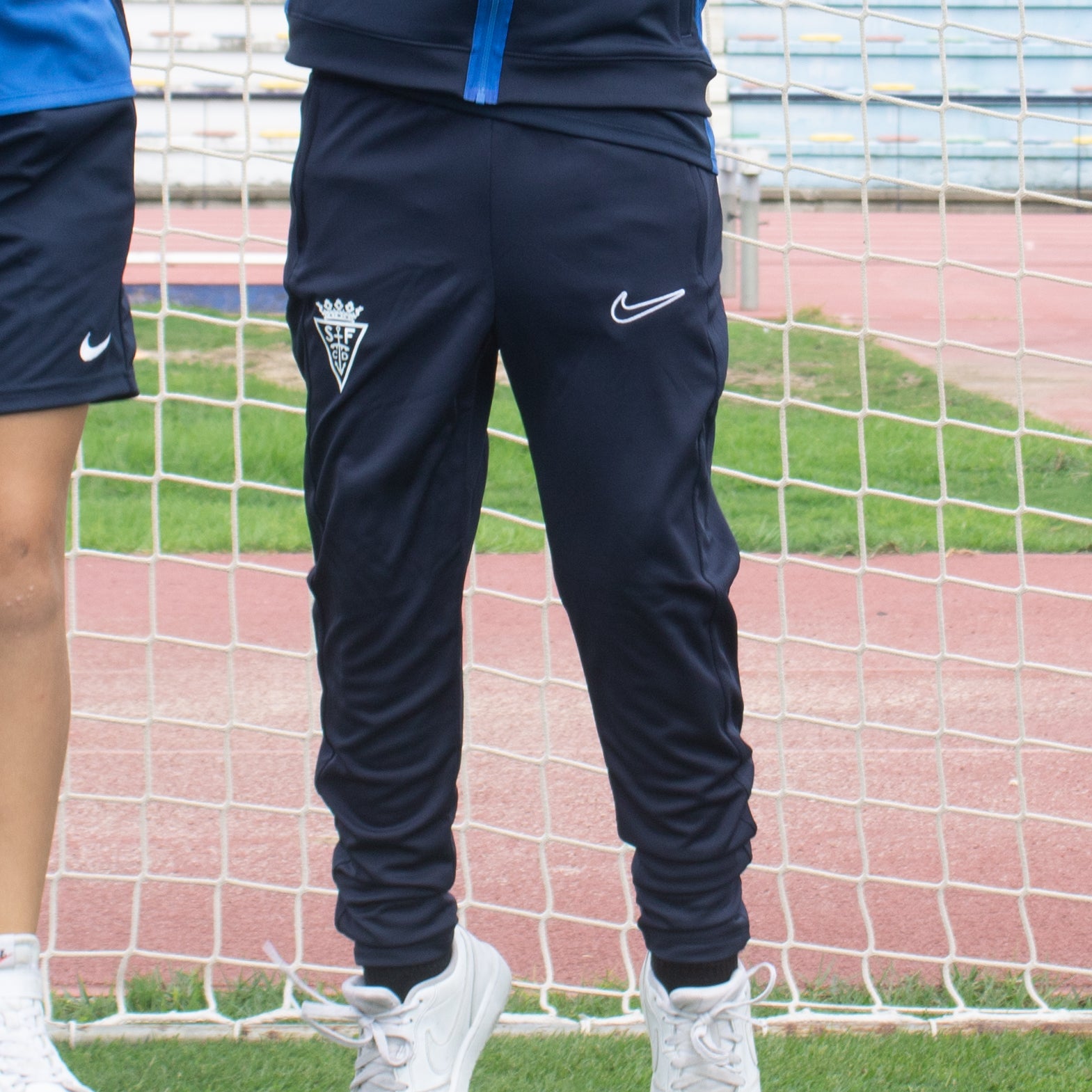 Pantalon Para Niño De Chándal Deportivo Jogger De Chandal Talla XS Nike  Dri-FIT